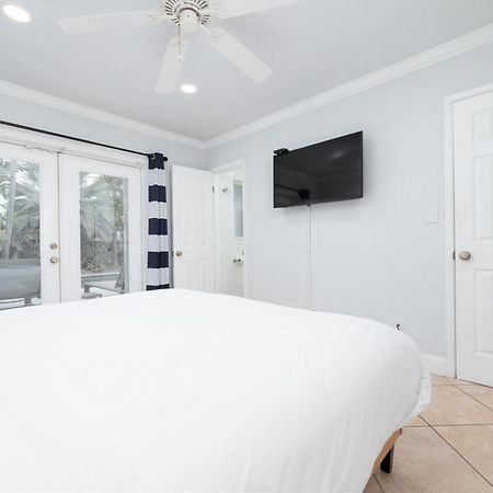 Luxurious Fort Lauderdale Pool Home Екстер'єр фото